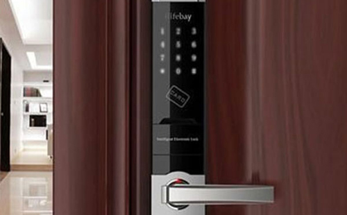 祥云24小时上门开锁公司