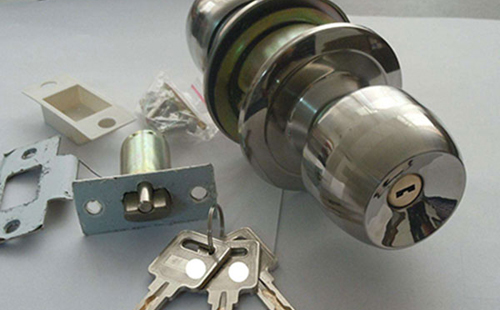 祥云24小时上门开锁公司